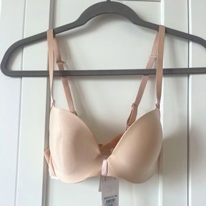 CHANTELLE Nude Padded Push Up Bra Size 32C Retail $74